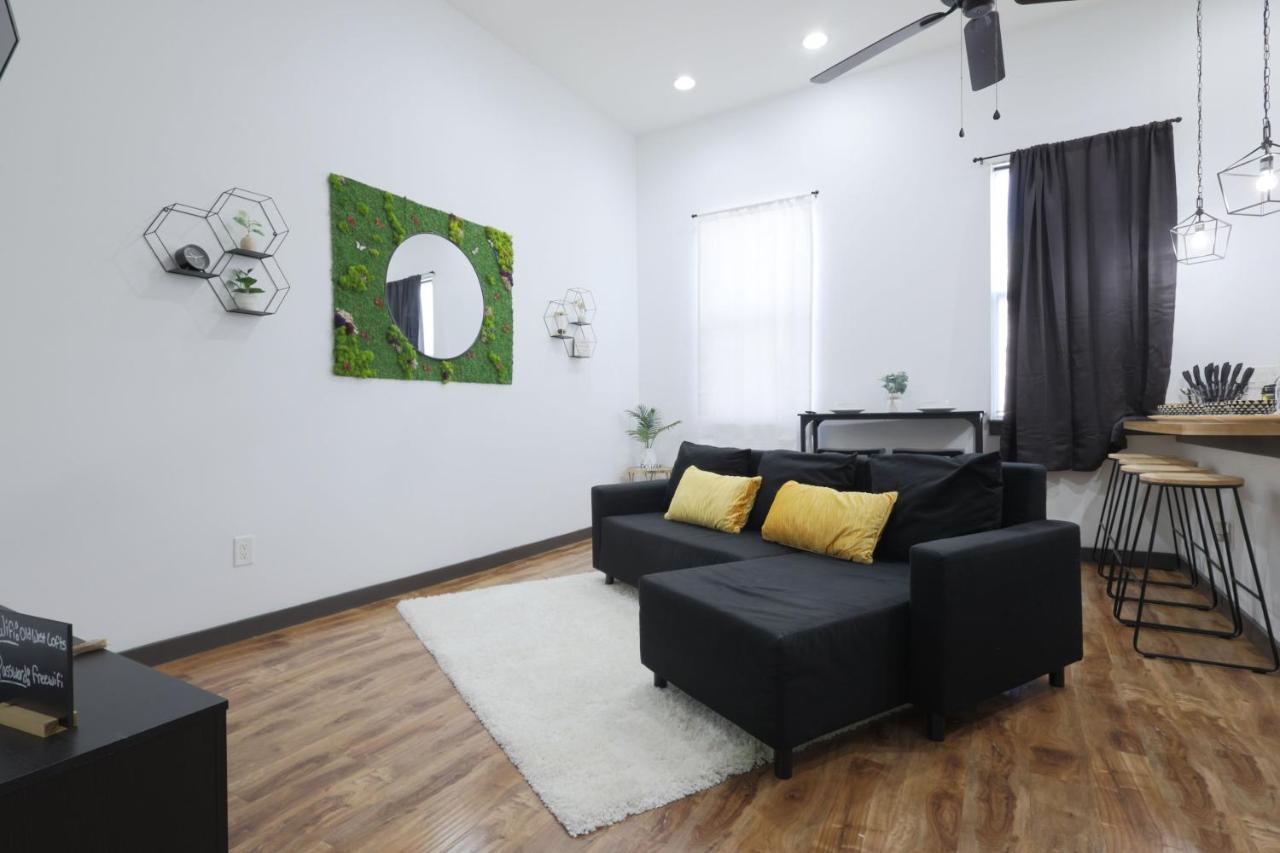 Old West Studio Lofts West Тампа Экстерьер фото